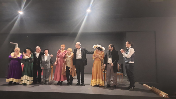 Θεατρική παράσταση "Βραδιά Τσέχωφ" στο κτίριο του ΕΚΚΑ στον Ν. Κόσμο
